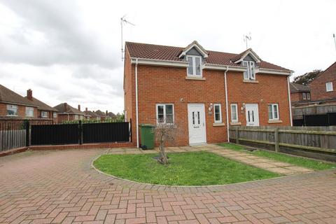 2 bedroom semi-detached house to rent, London Road, Peterborough PE2