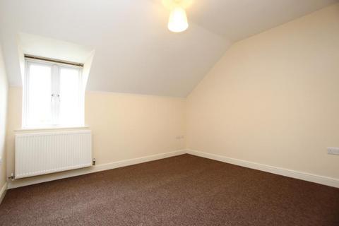 2 bedroom semi-detached house to rent, London Road, Peterborough PE2