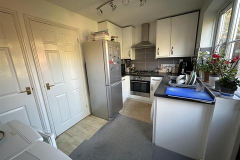 2 bedroom terraced house for sale, Stainers Way, Chippenham