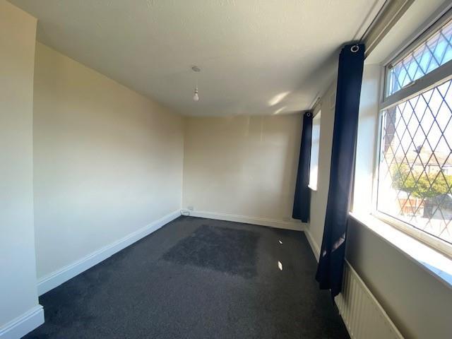 Main Bedroom 2.jpg