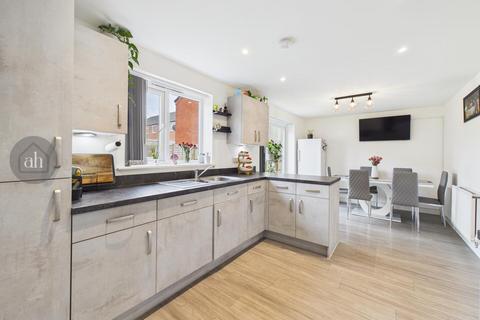 4 bedroom detached house for sale, Bassett Road, Thurston,