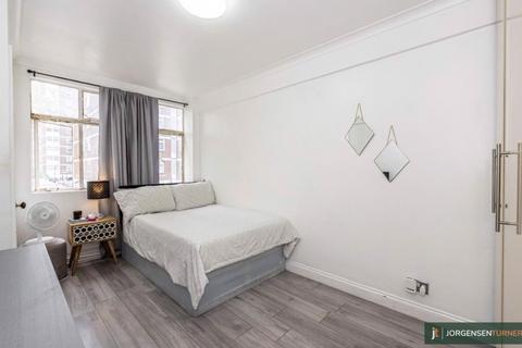 1 bedroom flat for sale, Romney Court, Shepherds Bush Green, London, W12 8PY