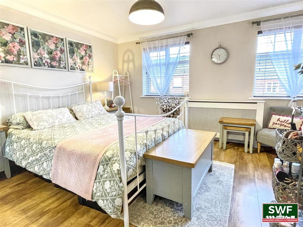 Bedroom1.1.jpg