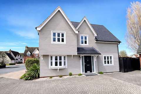 9 Steeple Meadows, Southminster, Essex CM0 7UY