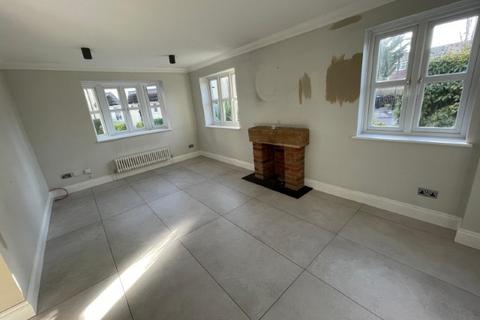 3 bedroom detached house for sale, 9 Steeple Meadows, Southminster, Essex CM0 7UY
