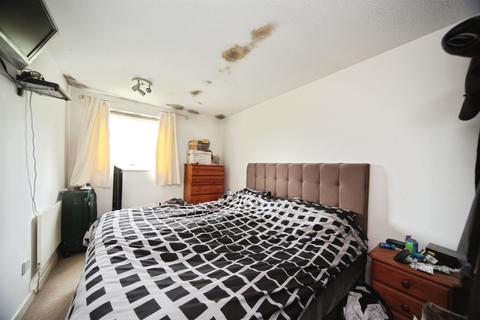 1 bedroom maisonette for sale, Felton Close, Luton