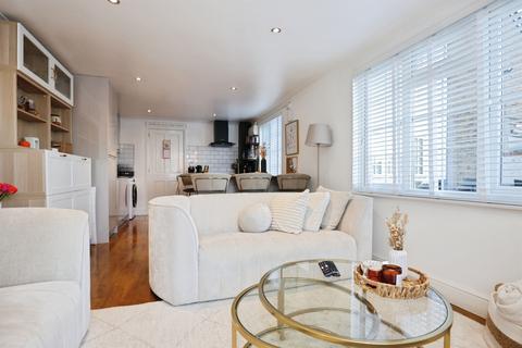 2 bedroom maisonette for sale, Warwick Street, Rugby
