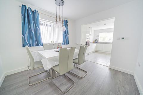 2 bedroom detached bungalow for sale, Widney Manor Road, Solihull, B91