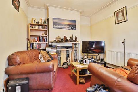 4 bedroom end of terrace house for sale, St Clements Road, Bournemouth