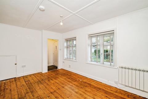 undefined, Clapham Common, Clapham, Worthing