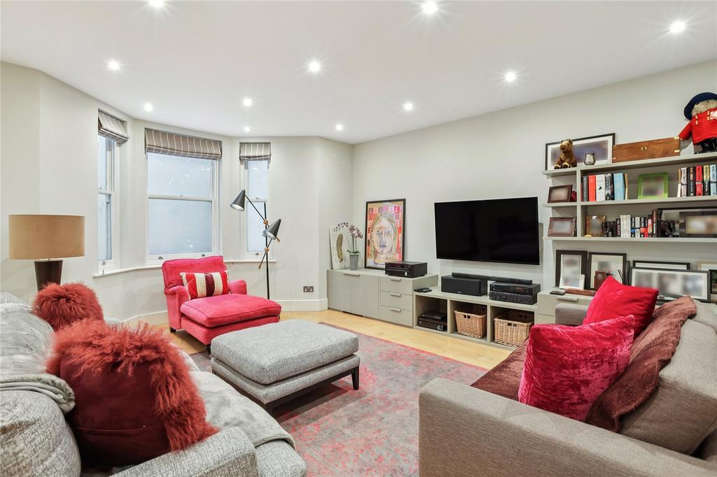 Tv room