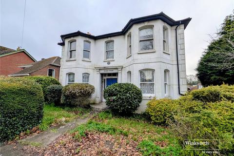 4 bedroom detached house for sale, Lymington Road, Highcliffe, Christchurch, BH23