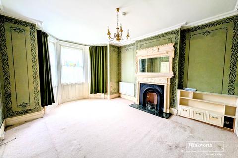 4 bedroom detached house for sale, Lymington Road, Highcliffe, Christchurch, BH23