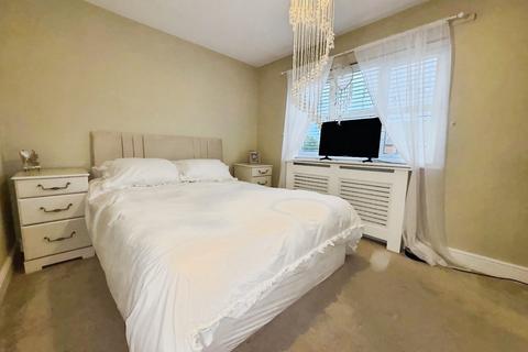 2 bedroom semi-detached house for sale, Manorwood Drive, Prescot L35