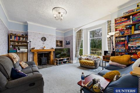 undefined, Lakeview, Powfoot, Annan, DG12