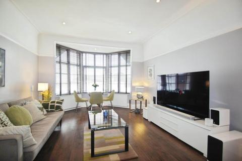 3 bedroom flat for sale, Alexandra Road, Southend On Sea