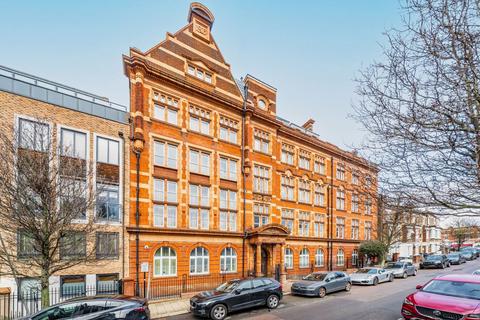 2 bedroom flat for sale, Glengall Road, London NW6