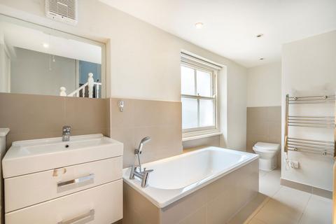 1 bedroom flat for sale, Emperors Gate, London SW7
