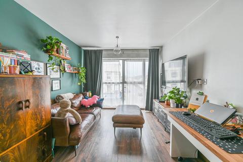 2 bedroom flat for sale, High Street Colliers Wood, Colliers Wood, London, SW19