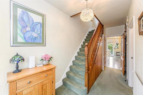 4 bedroom end of terrace house for sale, Middleton Avenue, Chingford