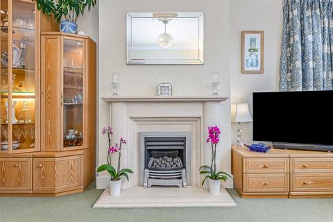 4 bedroom end of terrace house for sale, Middleton Avenue, Chingford