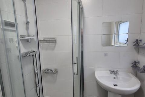 1 bedroom flat to rent, Wycombe Gardens, London NW11