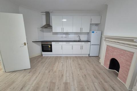1 bedroom flat to rent, Wycombe Gardens, London NW11