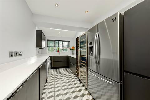 6 bedroom detached house to rent, Millbrook, Weybridge, Surrey, KT13