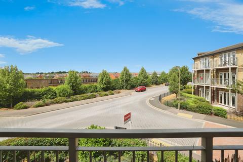 2 bedroom flat for sale, Halter Way, Andover