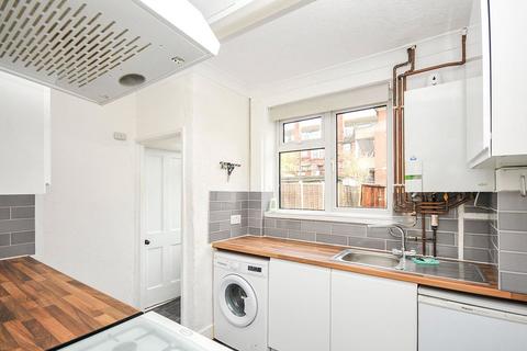 2 bedroom terraced house for sale, Fieldside Road, Bromley BR1