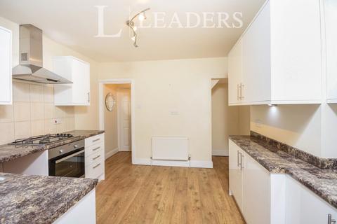 3 bedroom terraced house to rent, Gladstone Road, Penenden Heath, ME14
