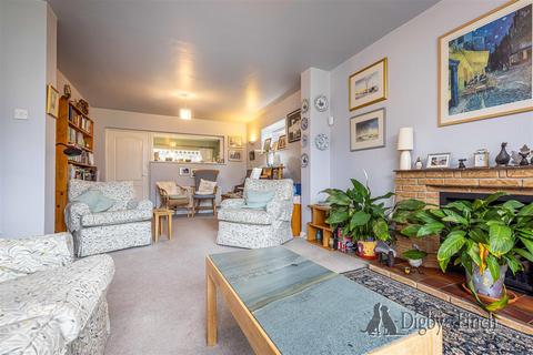 4 bedroom detached house for sale, Trent View Gardens, Radcliffe-On-Trent, Nottingham