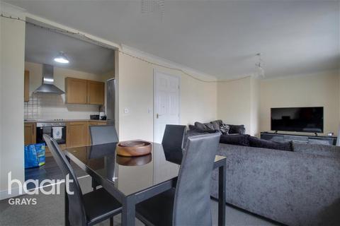 2 bedroom flat to rent - Caspian Way, Purfleet, RM19