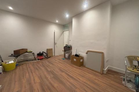 2 bedroom apartment to rent, Dorman Way, London