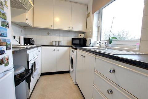 1 bedroom flat for sale, St Michaels Mount, Hull HU6
