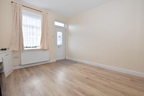 2 bedroom terraced house to rent, Hawthorne Street, Chesterfield
