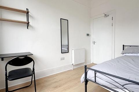 1 bedroom in a house share to rent, 67a North Road, Brighton BN1