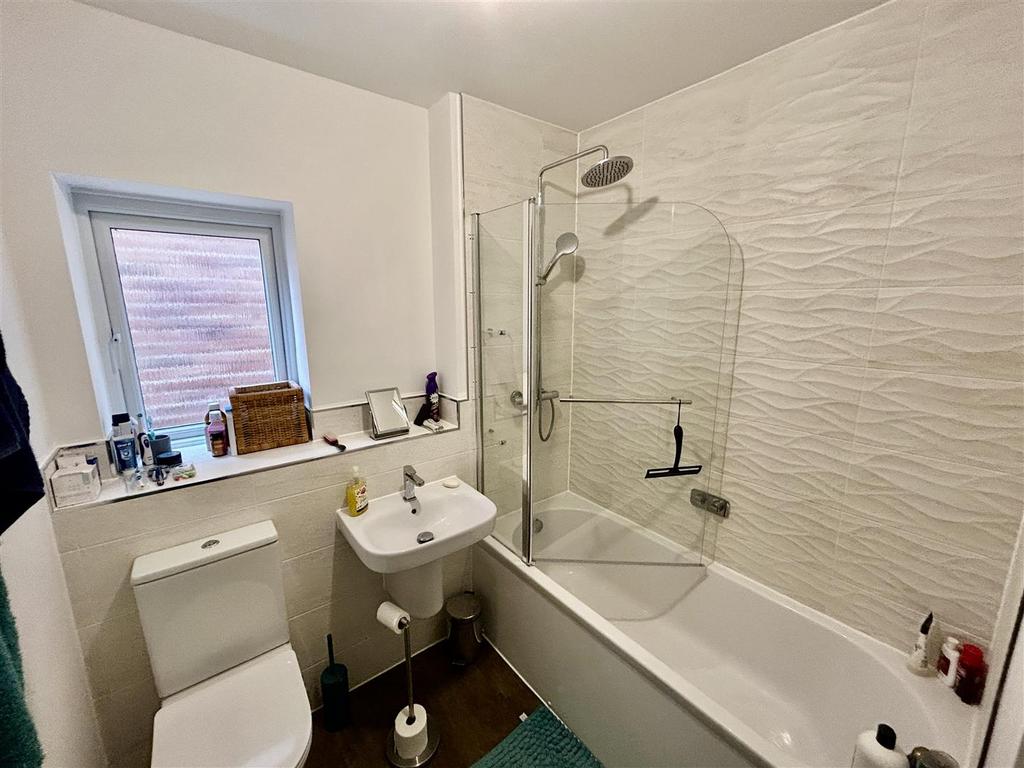 Bath.JPG