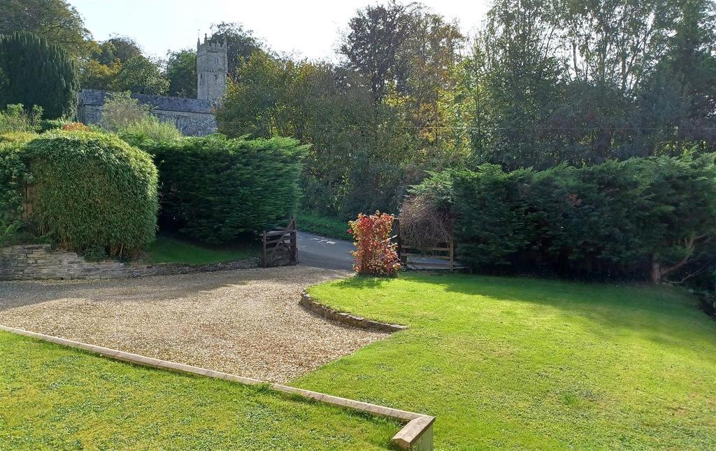 Garden front.jpg