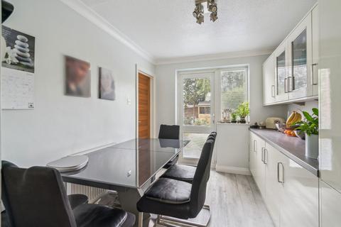 3 bedroom end of terrace house for sale, Wiltshire Lane, Pinner, HA5