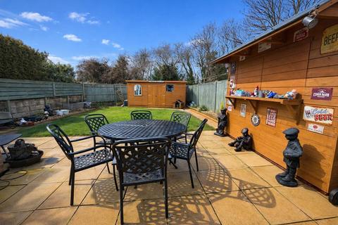2 bedroom semi-detached bungalow for sale, St James Crescent, Bexhill-on-Sea TN40