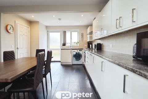undefined, Heol Merlin, Llanishen, Cardiff