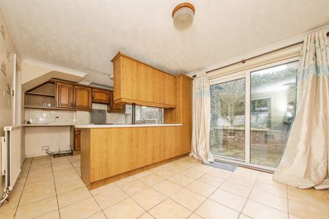 3 bedroom semi-detached house for sale, Chartwell Close, Ipswich