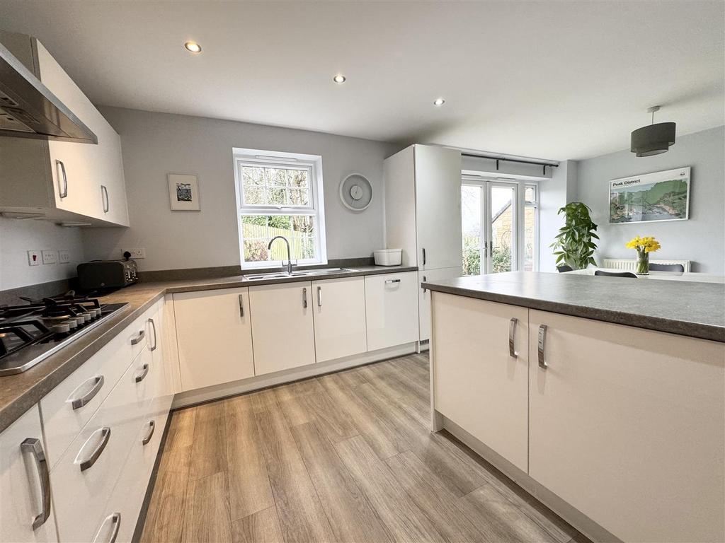 Dining kitchen
