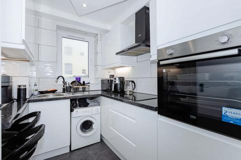 1 bedroom flat for sale, Kings Road, Brighton