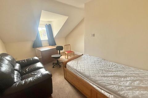 2 bedroom flat for sale, Kenilworth Road, St. Leonards-On-Sea