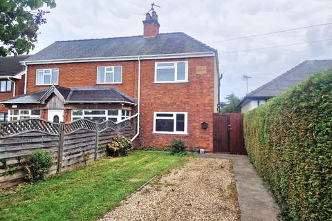 3 bedroom house to rent, Fosse Road, Farndon