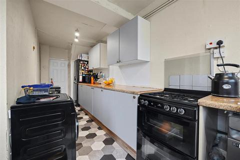 3 bedroom end of terrace house for sale, Glencoe Road, Coventry CV3