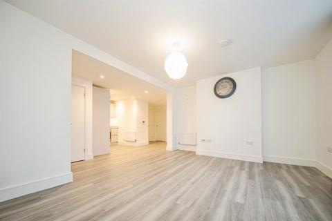 2 bedroom apartment for sale, Old Rectory Drive, COLCHESTER