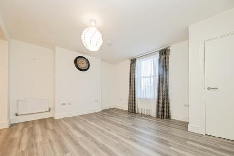2 bedroom apartment for sale, Old Rectory Drive, COLCHESTER